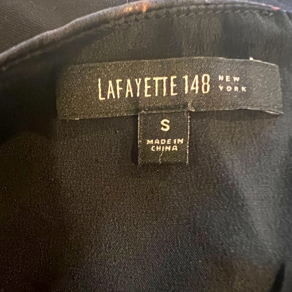 Silk Sleeveless Lafayette148 New York blouse - Picture 1 of 8